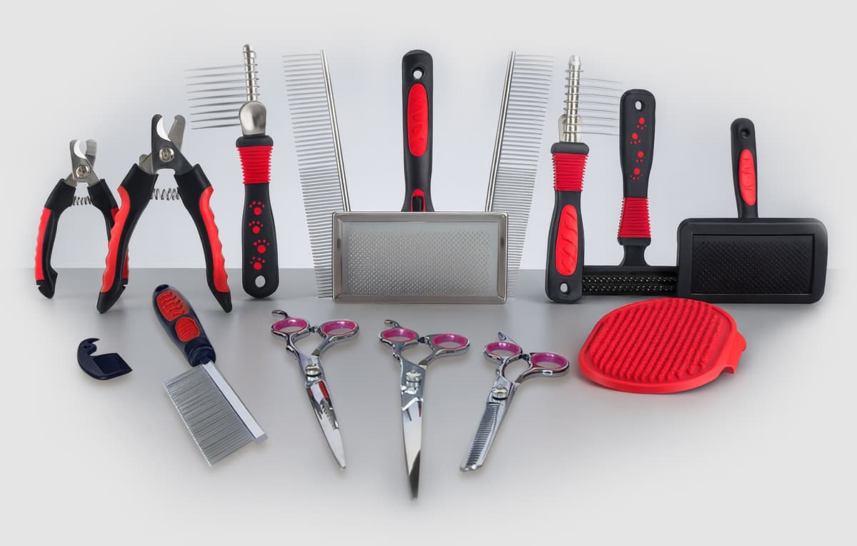 Dog grooming kit